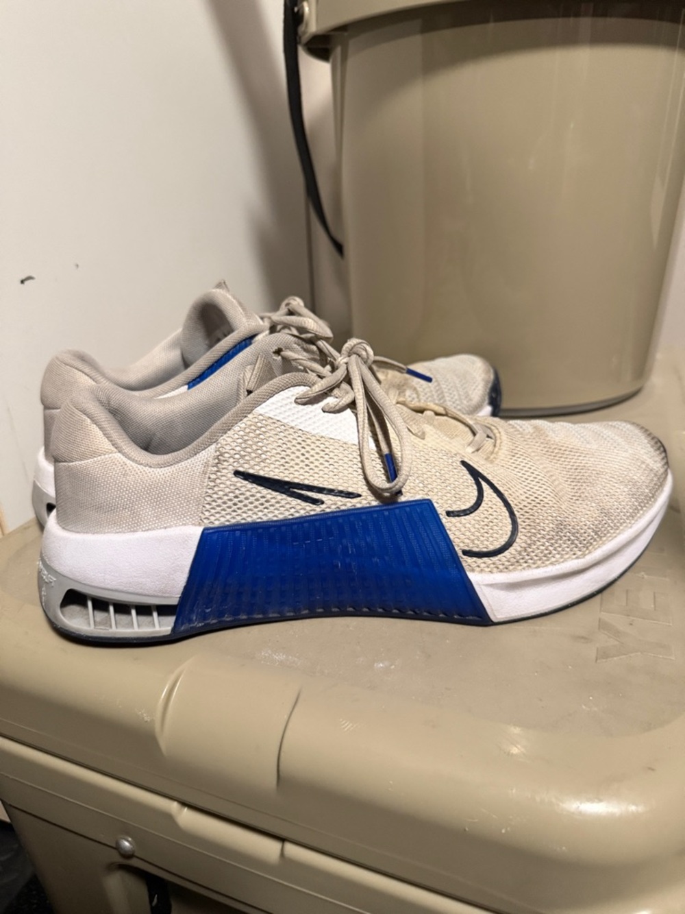 Nike Men’s Athletic Shoe - Beige and Royal Blue